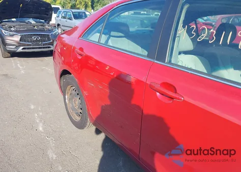 2008 Toyota Camry Le z USA, uszkodzony, nr VIN 4T1BE46K38U237348